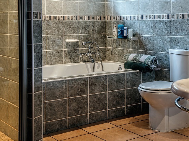 16 Ways to Maximize the Potential of a Small Bathroom