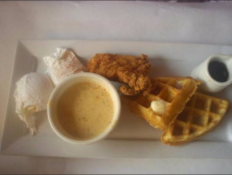 Beaverton restaurant Hall Street Bar and Grill